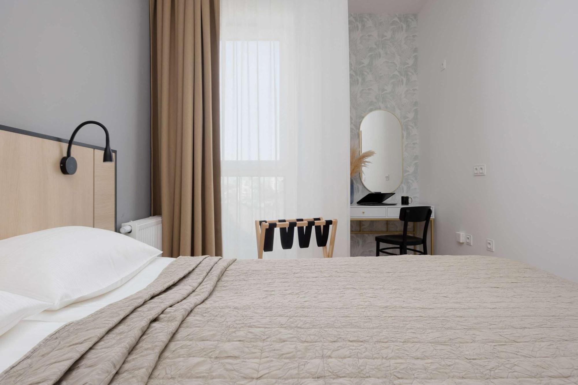 Exceptional For 3 People By Renters *